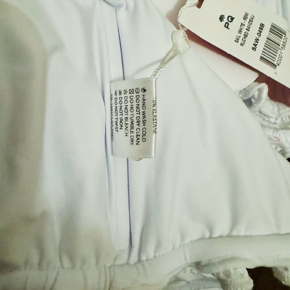 PQ Swim Sail Sexy Bandeau Bikini Top in White Size Small NWT MSRP $84 - Picture 5 of 8